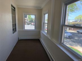 4 Davis Avenue, Port Washington NY 11050