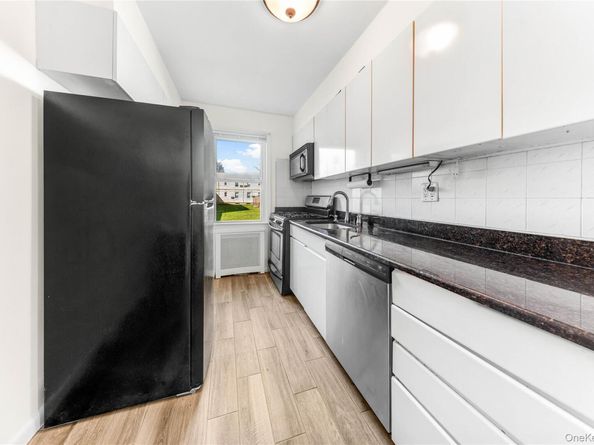 71-46 Little Neck Parkway 155A, Bellerose NY 11426