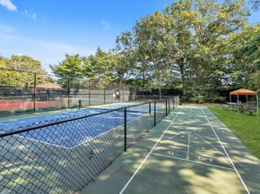 47 Northgate Circle, Melville NY 11747