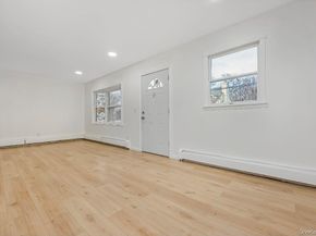 54 5th Street, Ronkonkoma NY 11779