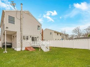 54 5th Street, Ronkonkoma NY 11779