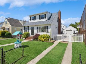 646 Benris Avenue, Franklin Square NY 11010