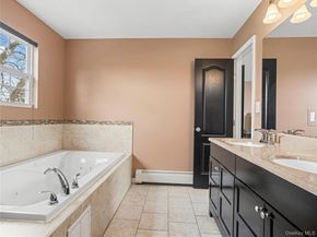 250 N 5th Street, Lindenhurst NY 11757