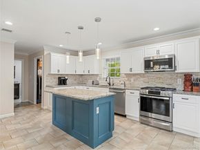 250 N 5th Street, Lindenhurst NY 11757