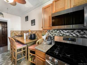 848 43rd Street 22, Brooklyn NY 11232