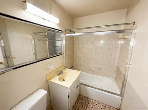 370 Central Park Avenue 4H, Scarsdale NY 10583