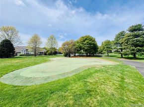 10 Louden Loop, Mount Sinai NY 11766