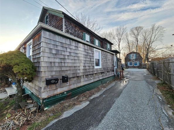 418 Lincoln Street, Riverhead NY 11901