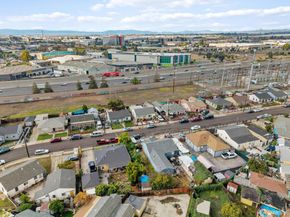 435 Worth Street, Oakland CA 94603