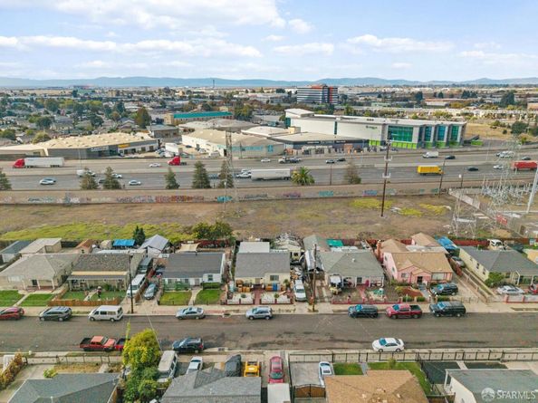 435 Worth Street, Oakland CA 94603