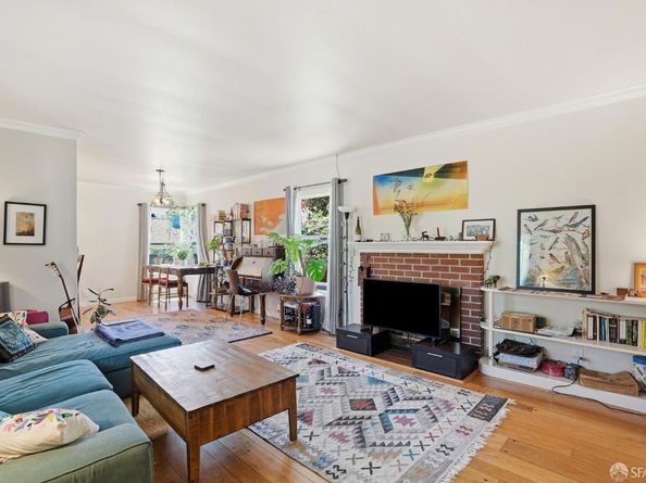 2701 Madeline Street, Oakland CA 94602