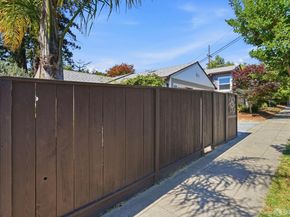 2701 Madeline Street, Oakland CA 94602