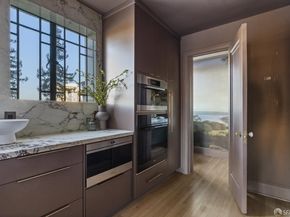 244 Lakeside Drive 9, Oakland CA 94612