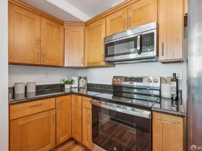 1 Daniel Burnham Court 1414, San Francisco CA 94109