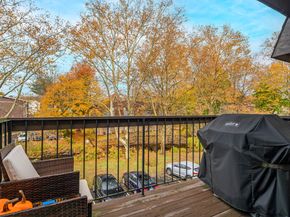 85 Riverside Avenue APT E8, Stamford CT 06905