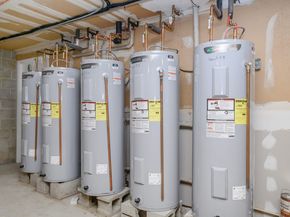 85 Riverside Avenue APT E8, Stamford CT 06905