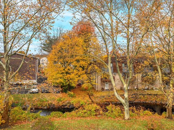 85 Riverside Avenue APT E8, Stamford CT 06905