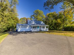 60 Lillian Drive, Trumbull CT 06611