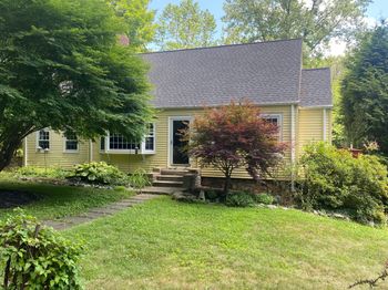29 Grumman Avenue