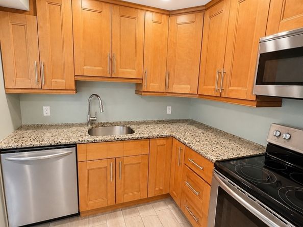 111 Stone Ridge Road, Bridgeport CT 06606