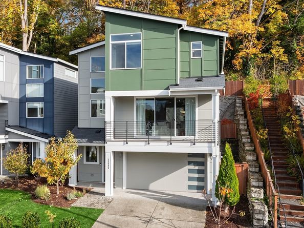 22425 69th Place W, Mountlake Terrace WA 98043