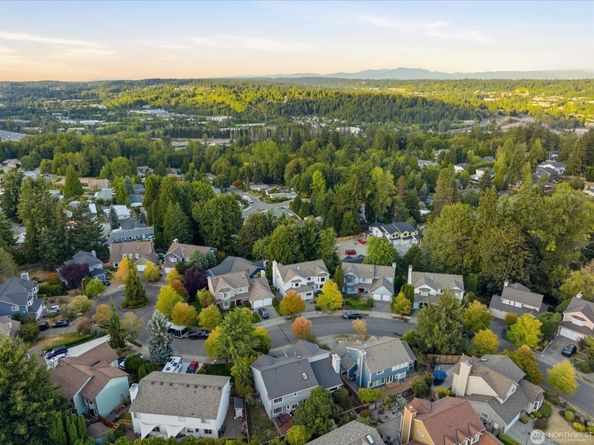 16832 119TH Place NE, Bothell, WA 98011 - For Sale