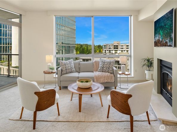 10610 NE 9th Place 1206, Bellevue WA 98004