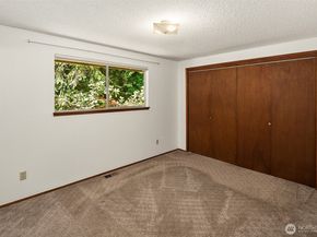 10218 SW Tillicum Lane, Vashon WA 98070