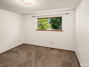10218 SW Tillicum Lane, Vashon WA 98070
