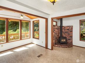 10218 SW Tillicum Lane, Vashon WA 98070