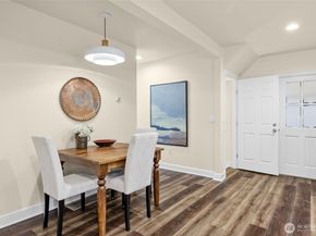 902 22nd Avenue, Seattle WA 98122
