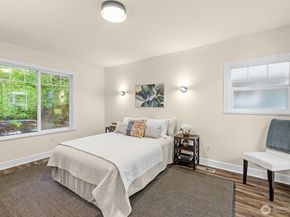 902 22nd Avenue, Seattle WA 98122