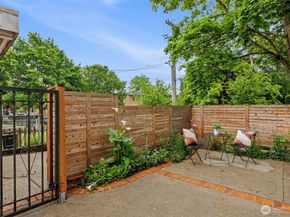 902 22nd Avenue, Seattle WA 98122
