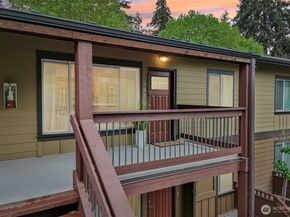 21305 48th Avenue W B205, Mountlake Terrace WA 98043