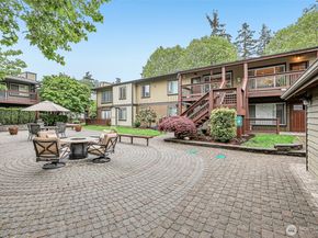 21305 48th Avenue W B205, Mountlake Terrace WA 98043