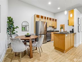 21305 48th Avenue W B205, Mountlake Terrace WA 98043