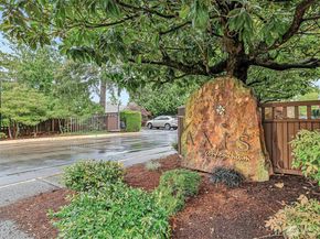 21305 48th Avenue W B205, Mountlake Terrace WA 98043