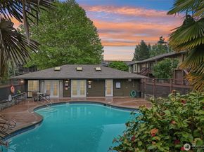 21305 48th Avenue W B205, Mountlake Terrace WA 98043