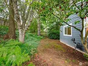 15504 25th Avenue NE, Shoreline WA 98155