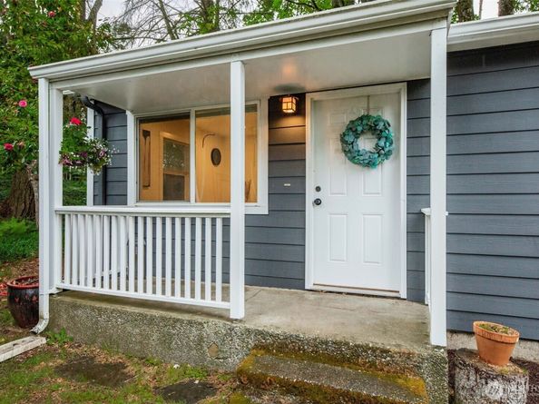 15504 25th Avenue NE, Shoreline WA 98155