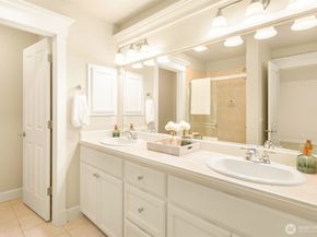 16631 SE 171st Place, Renton WA 98058