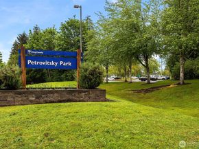 16631 SE 171st Place, Renton WA 98058