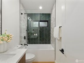 8823 Dibble Avenue NW, Seattle WA 98117