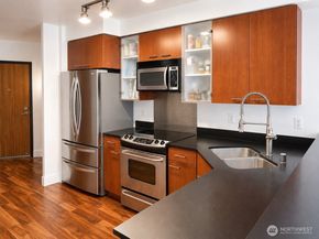 159 Denny Way 313, Seattle WA 98109