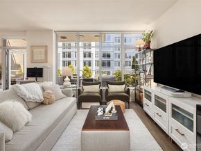 583 Battery Street 702N, Seattle WA 98121