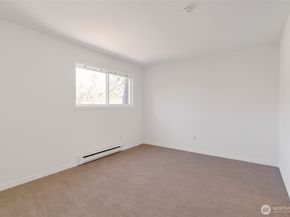 19712 50 Avenue W 1, Lynnwood WA 98036