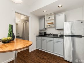 15504 SE 18th Street, Bellevue WA 98007
