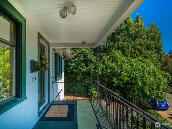 319 29th Avenue, Seattle WA 98122