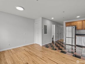 3322 148th Street SW B2, Lynnwood WA 98037