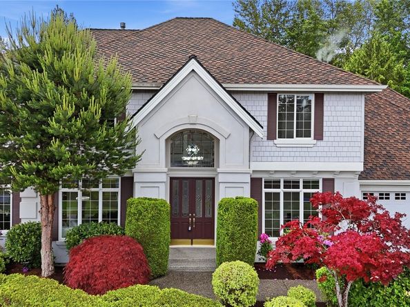 804 197th Ave SE, Sammamish WA 98075